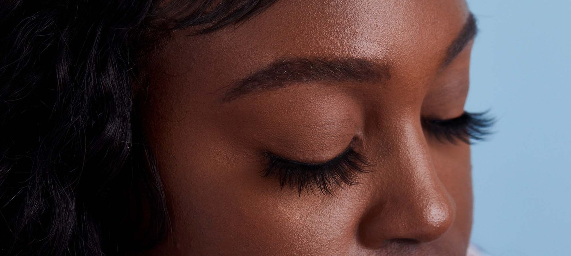 how to keep false eyelashes on for days